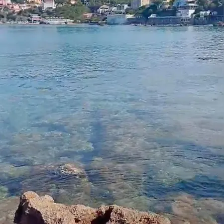 A Due Passi Dal Mare * Розиньано Солве